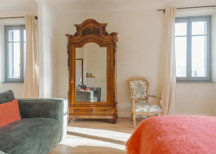 Boutique With Views Near Balbianello