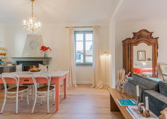 Boutique With Views Near Balbianello *