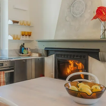 Boutique With Views Near Balbianello Apartment *