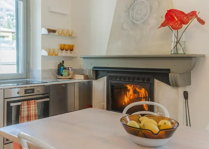Boutique With Views Near Balbianello شقة *