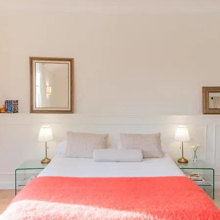 Boutique With Views Near Balbianello דירה